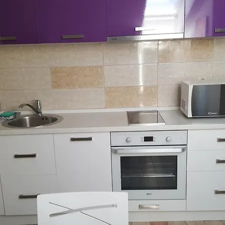 아파트 Smokvica I *